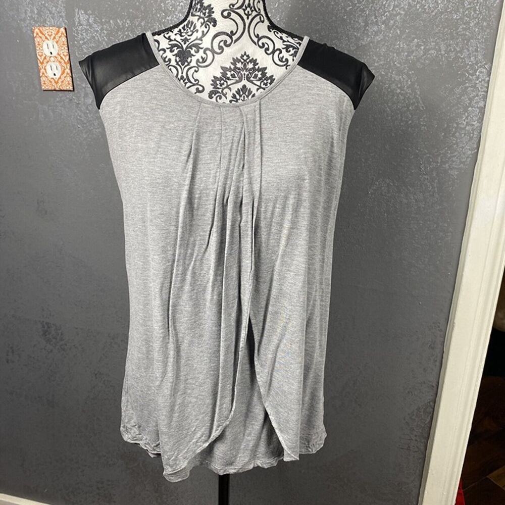 Angel Maternity gray faux leather shoulder patch nursing top. size medium